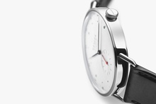 Men's watch / unisex  NOMOS GLASHÜTTE, Metro Neomatik 39 / 38.50mm, SKU: 1113 | watchphilosophy.co.uk