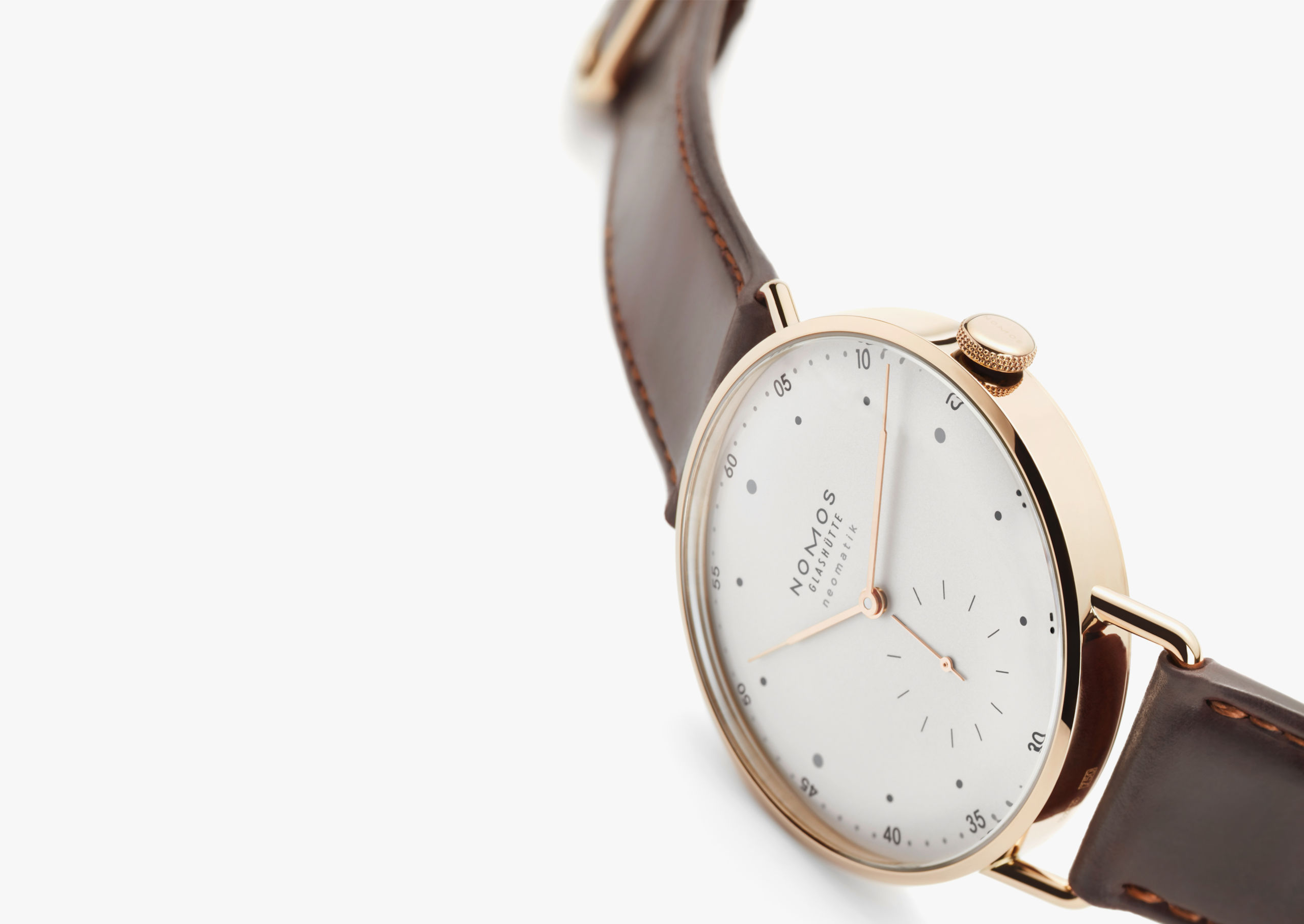 Men's watch / unisex NOMOS GLASHÜTTE, Metro Rose Gold Neomatik 39 / 38.50mm, SKU: 1180 | watchphilosophy.co.uk