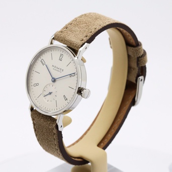 Ladies' watch NOMOS GLASHÜTTE, Tangente 33 / 32.8mm, SKU: 122 | watchphilosophy.co.uk