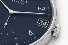 Men's watch / unisex  NOMOS GLASHÜTTE, Minimatik 39 Date Blue / 39.50mm, SKU: 1252 | watchphilosophy.co.uk