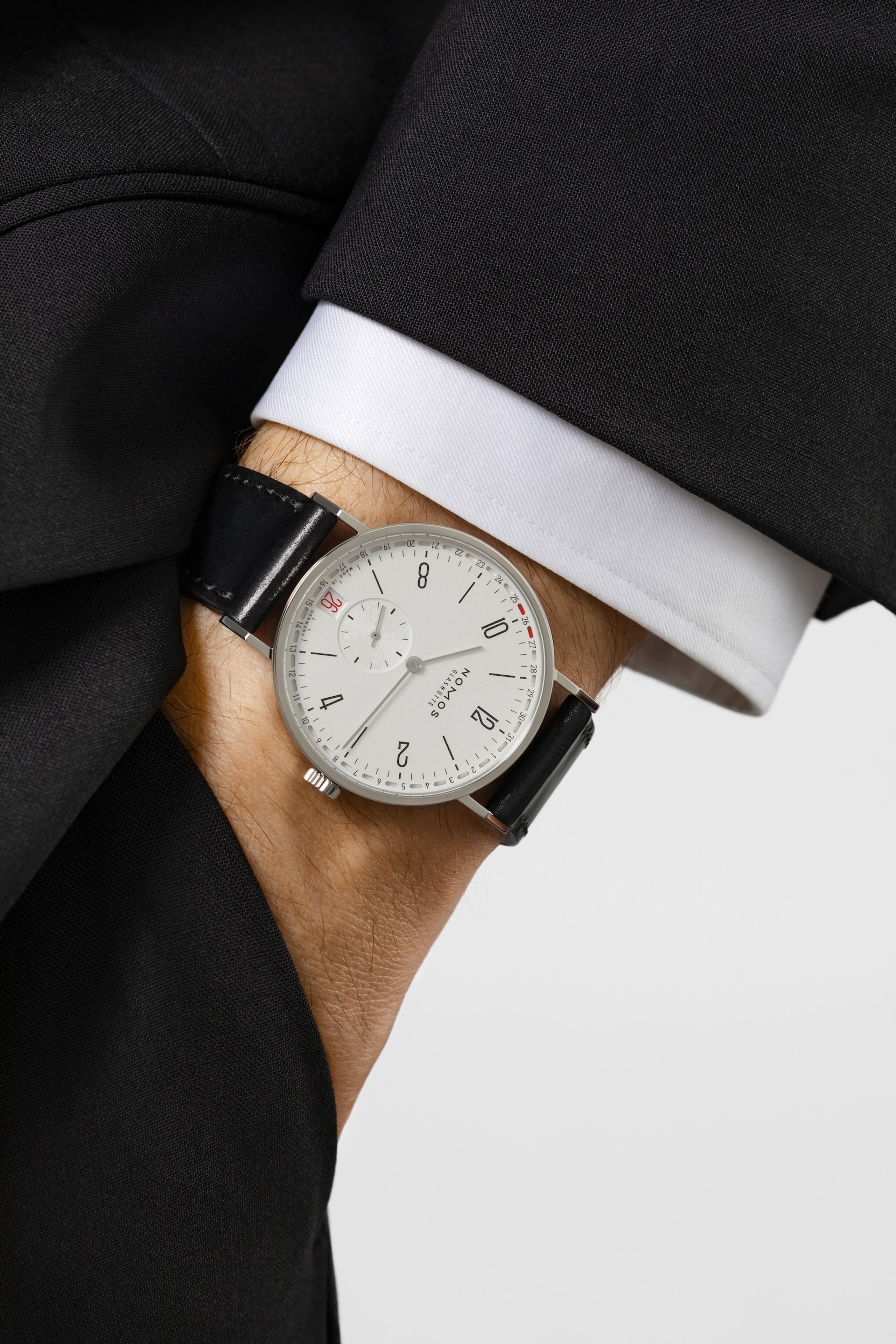 Men's watch / unisex NOMOS GLASHÜTTE, Tangente 2Date / 37.50mm, SKU: 135 | watchphilosophy.co.uk