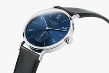Men's watch / unisex NOMOS GLASHÜTTE, Tangente Neomatik 39 Blue Gold / 38.50mm, SKU: 145 | watchphilosophy.co.uk