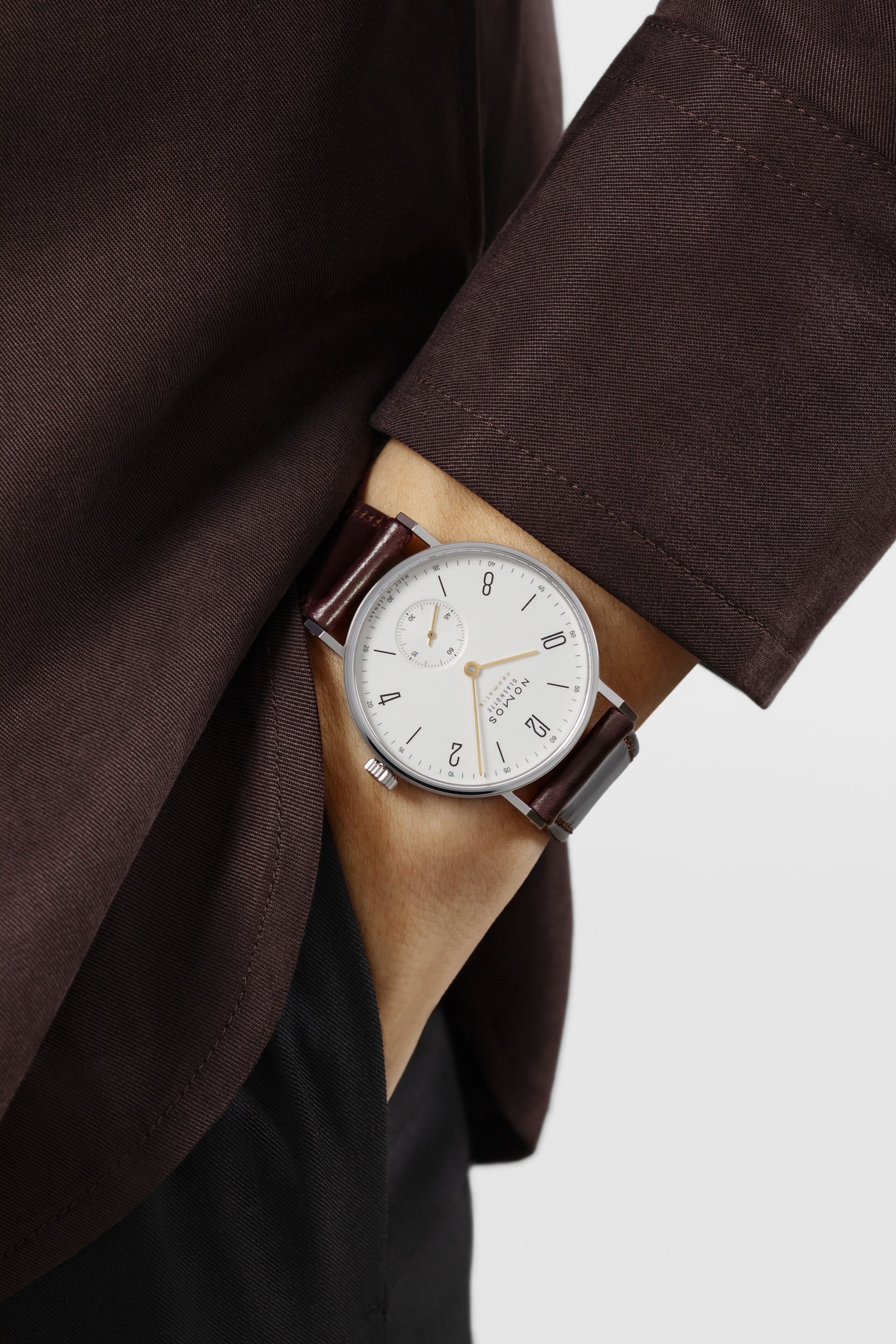 Ladies' watch NOMOS GLASHÜTTE, Tangente Neomatik Doré / 35mm, SKU: 192.SB | watchphilosophy.co.uk
