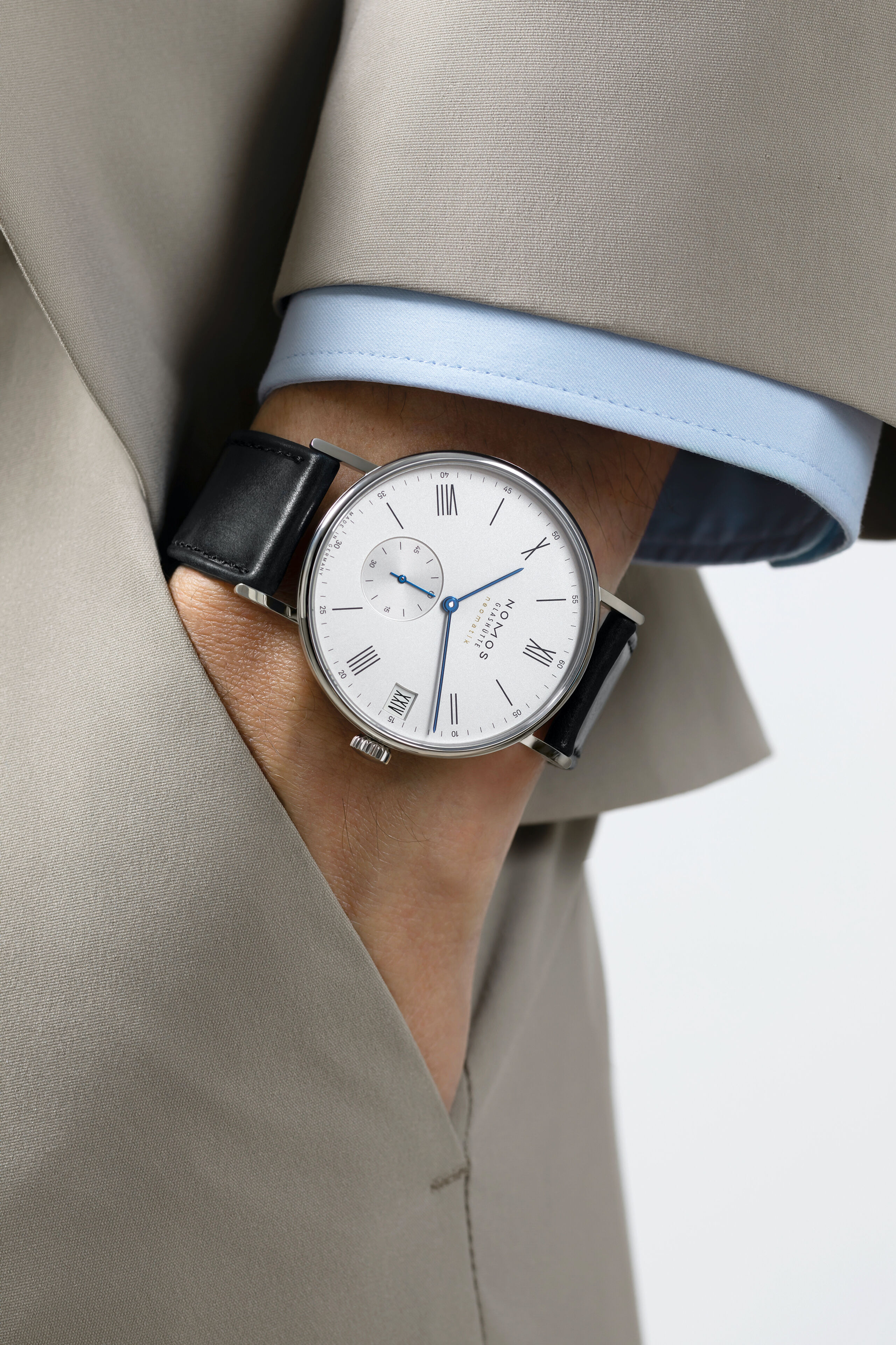 Men's watch / unisex NOMOS GLASHÜTTE, Ludwig Neomatik 41 Date / 40.50mm, SKU: 262 | watchphilosophy.co.uk