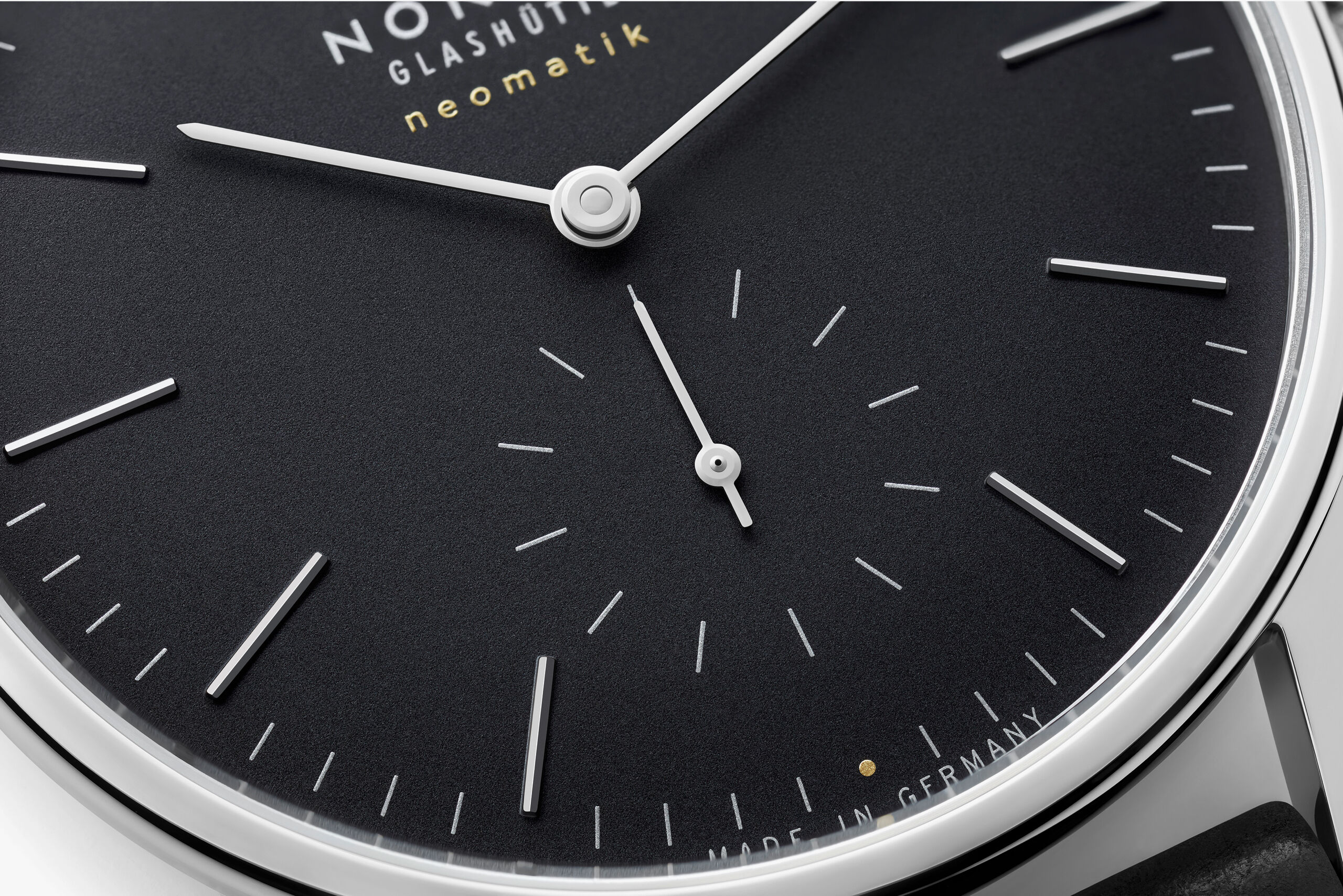 Men's watch / unisex NOMOS GLASHÜTTE, Orion Neomatik 39 Black / 38.50mm, SKU: 346 | watchphilosophy.co.uk