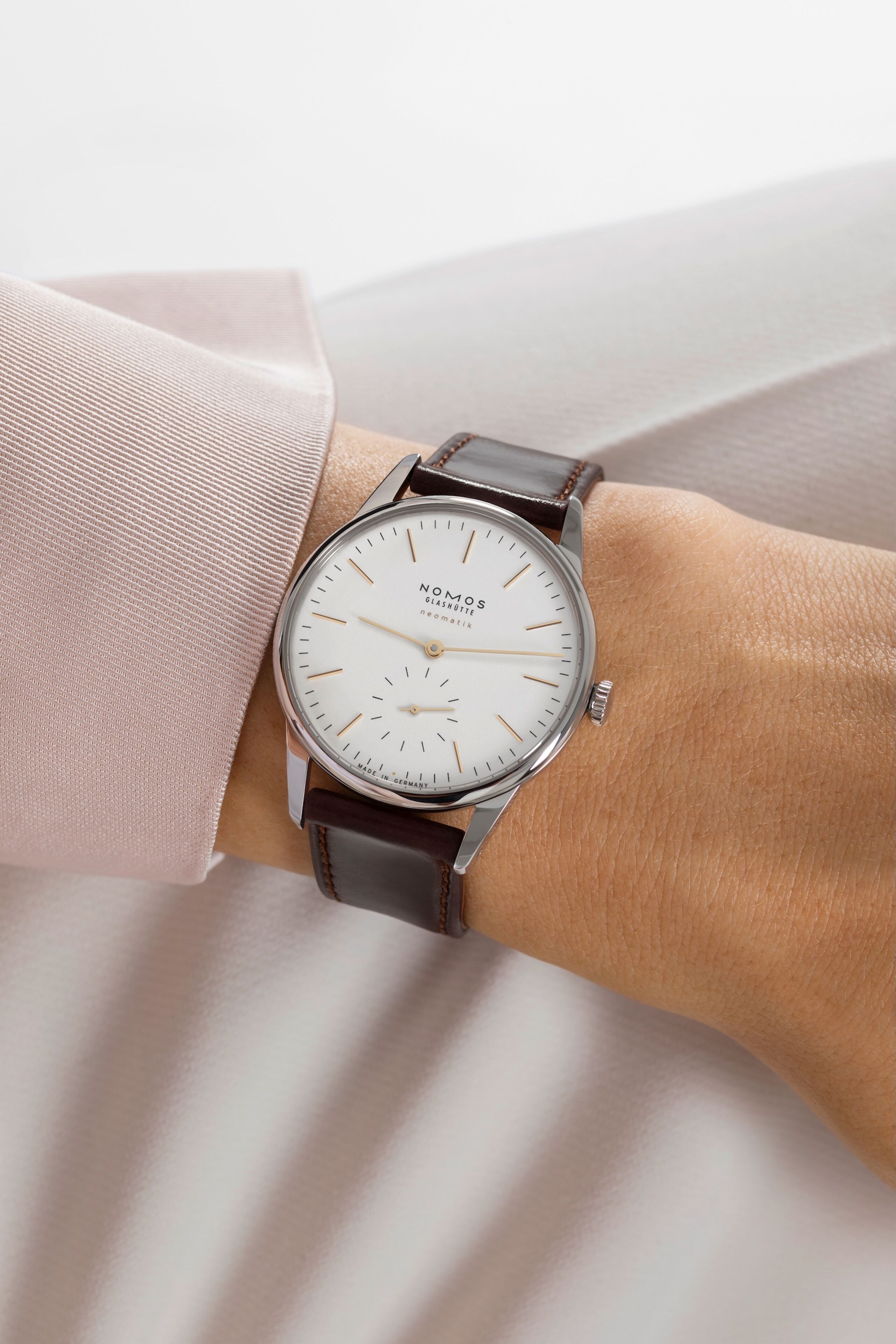 Ladies' watch NOMOS GLASHÜTTE, Orion Neomatik Doré / 36.40mm, SKU: 397 | watchphilosophy.co.uk