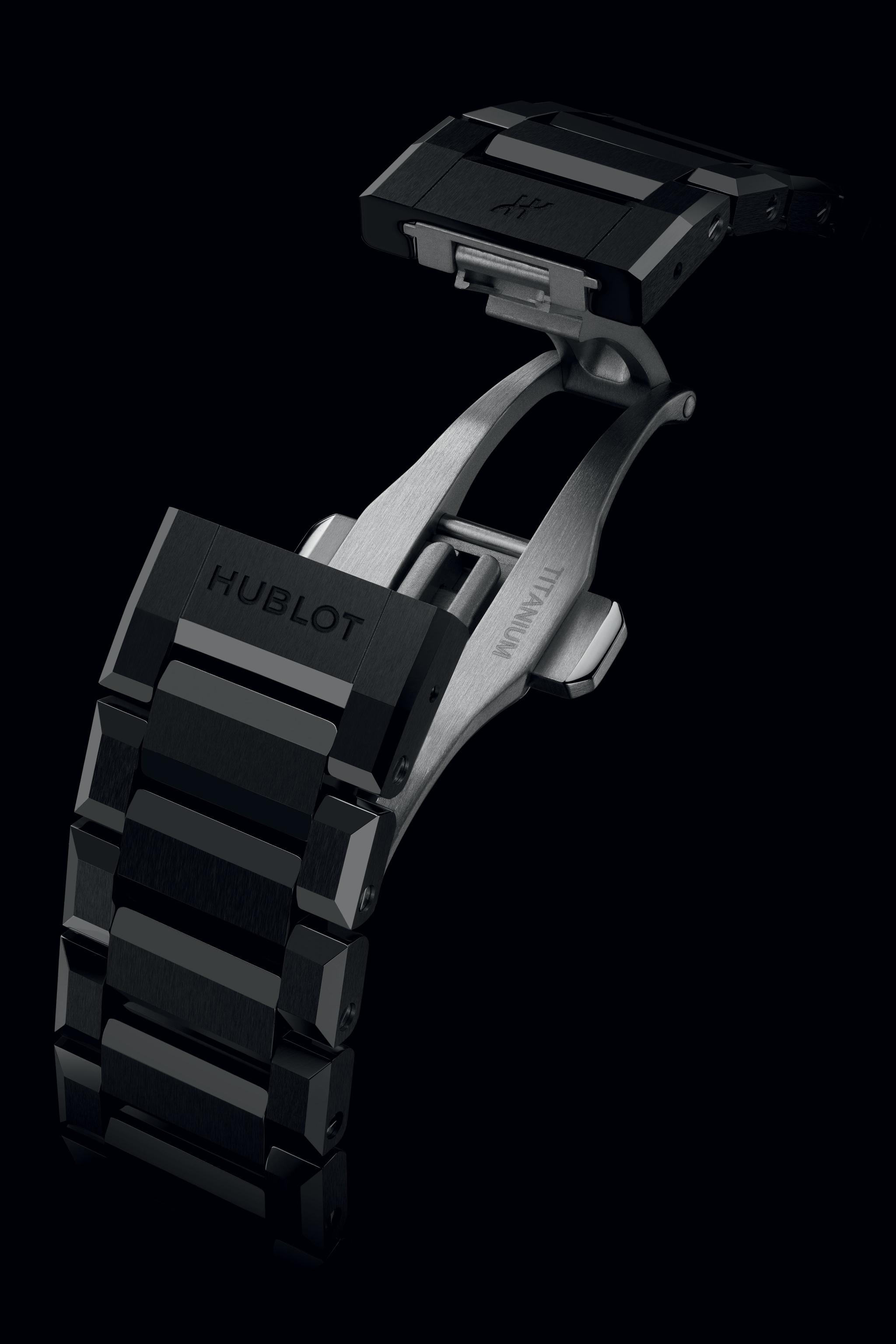 Men's watch / unisex HUBLOT, Big Bang Integrated Time Only Black Magic / 38mm, SKU: 457.CX.1270.CX | watchphilosophy.co.uk