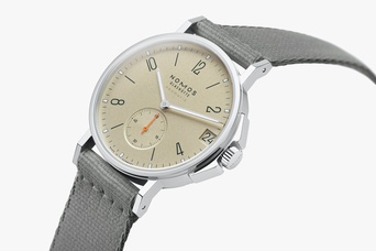 Men's watch / unisex NOMOS GLASHÜTTE, Ahoi Neomatik 38 Date Sand / 38.5mm, SKU: 527 | watchphilosophy.co.uk