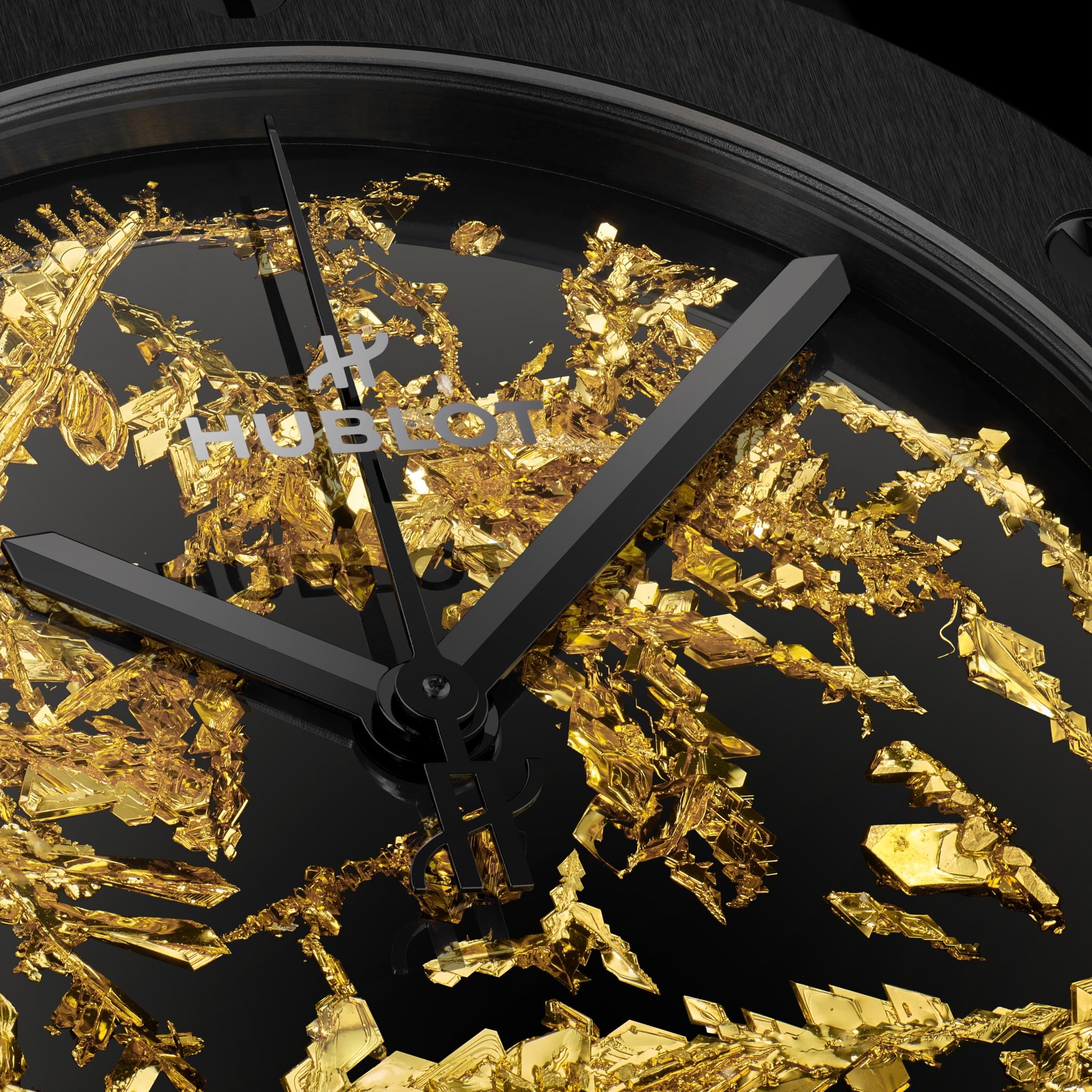 Men's watch / unisex HUBLOT, Classic Fusion Gold Crystal Ceramic / 42mm, SKU: 542.CX.0660.LR | watchphilosophy.co.uk