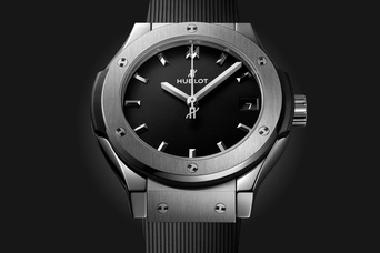 Ladies' watch HUBLOT, Classic Fusion Titanium / 33mm, SKU: 581.NX.1470.RX | watchphilosophy.co.uk