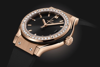 Men's watch / unisex  HUBLOT, Classic Fusion King Gold Diamonds / 33mm, SKU: 581.OX.1480.RX.1104 | watchphilosophy.co.uk