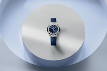 Ladies' watch HUBLOT, Classic Fusion Titanium Blue Diamonds / 29mm, SKU: 591.NX.7170.RX.1204 | watchphilosophy.co.uk