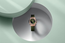Ladies' watch HUBLOT, Classic Fusion King Gold Green Diamonds / 29mm, SKU: 591.OX.8980.RX.1204 | watchphilosophy.co.uk