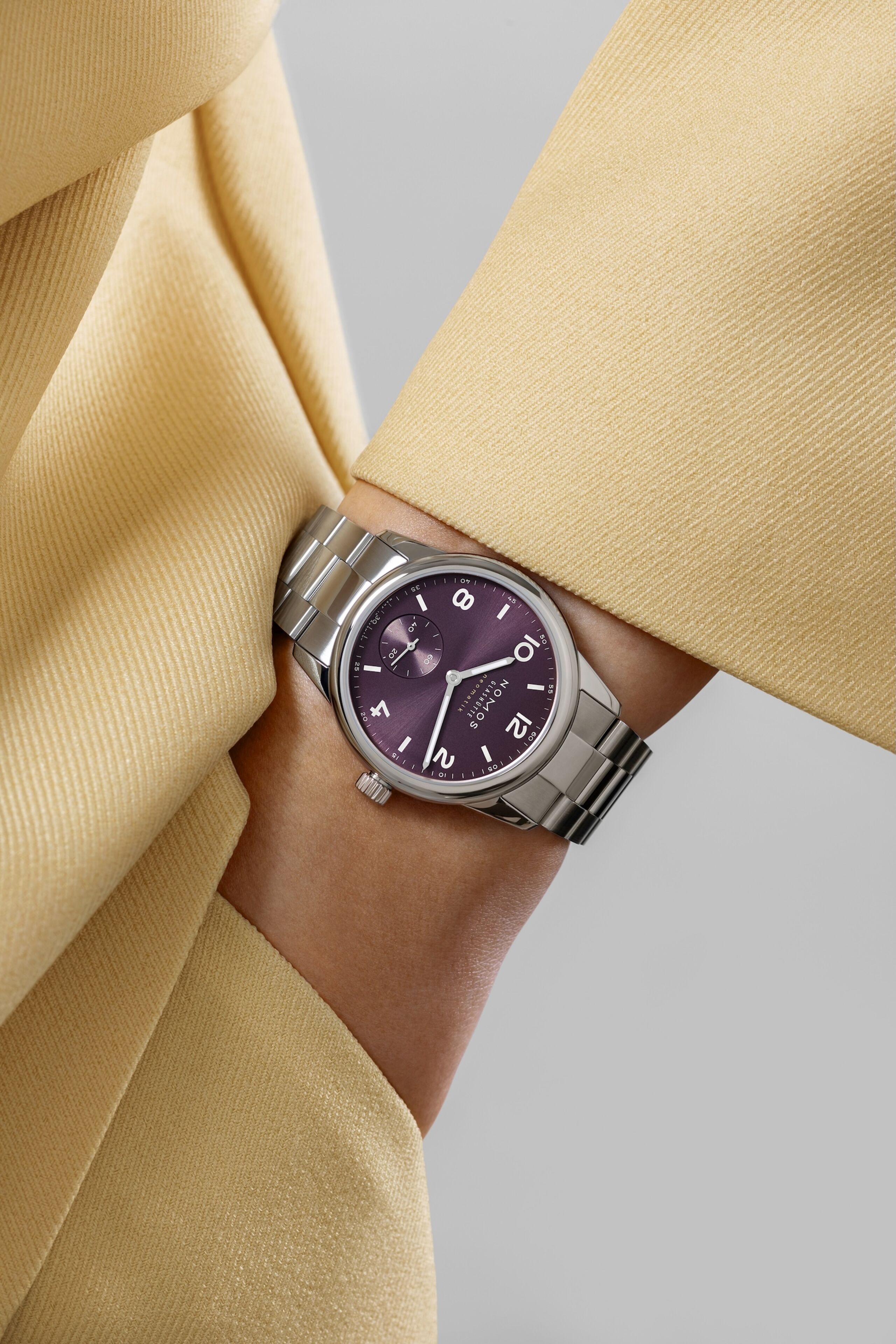 Ladies' watch NOMOS GLASHÜTTE, Club Sport Neomatik 34 Purple / 34mm, SKU: 757.SB | watchphilosophy.co.uk