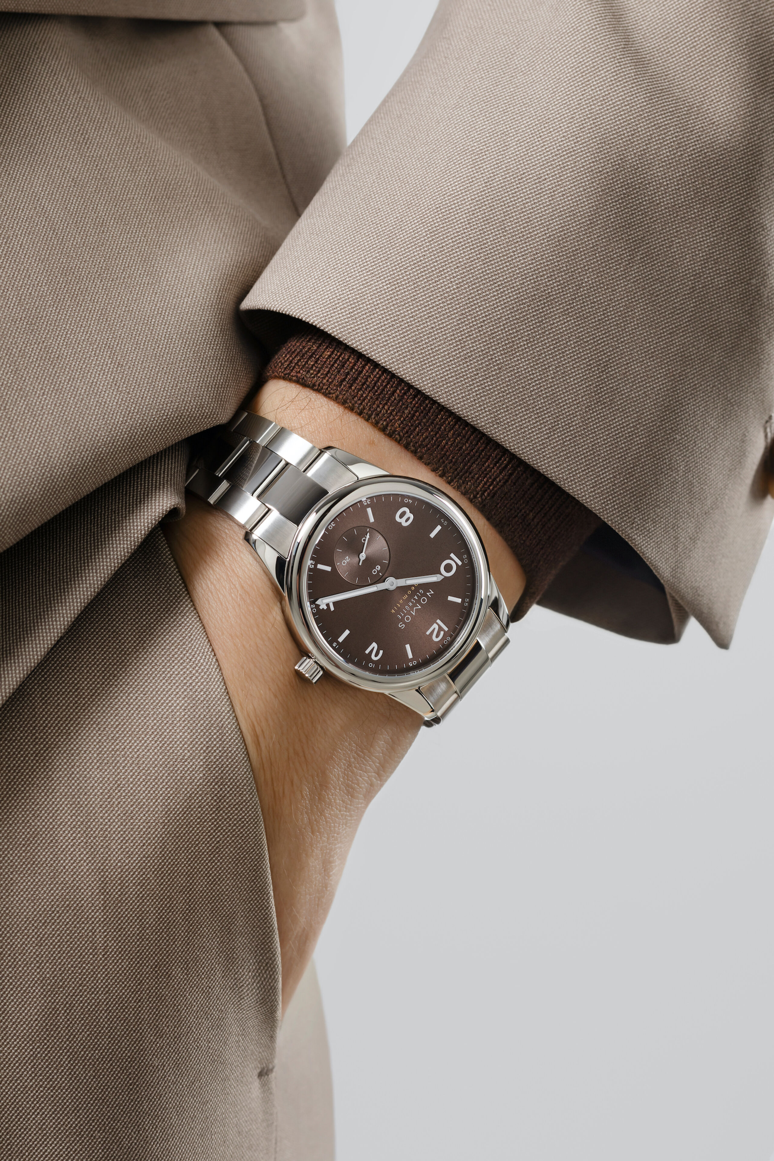 Men's watch / unisex NOMOS GLASHÜTTE, Club Sport Neomatik 39 Tabac / 39.50mm, SKU: 759 | watchphilosophy.co.uk