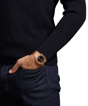 Men's watch / unisex  BELL & ROSS, BR 05 Gold / 40mm, SKU: BR05A-BL-PG/SPG | watchphilosophy.co.uk