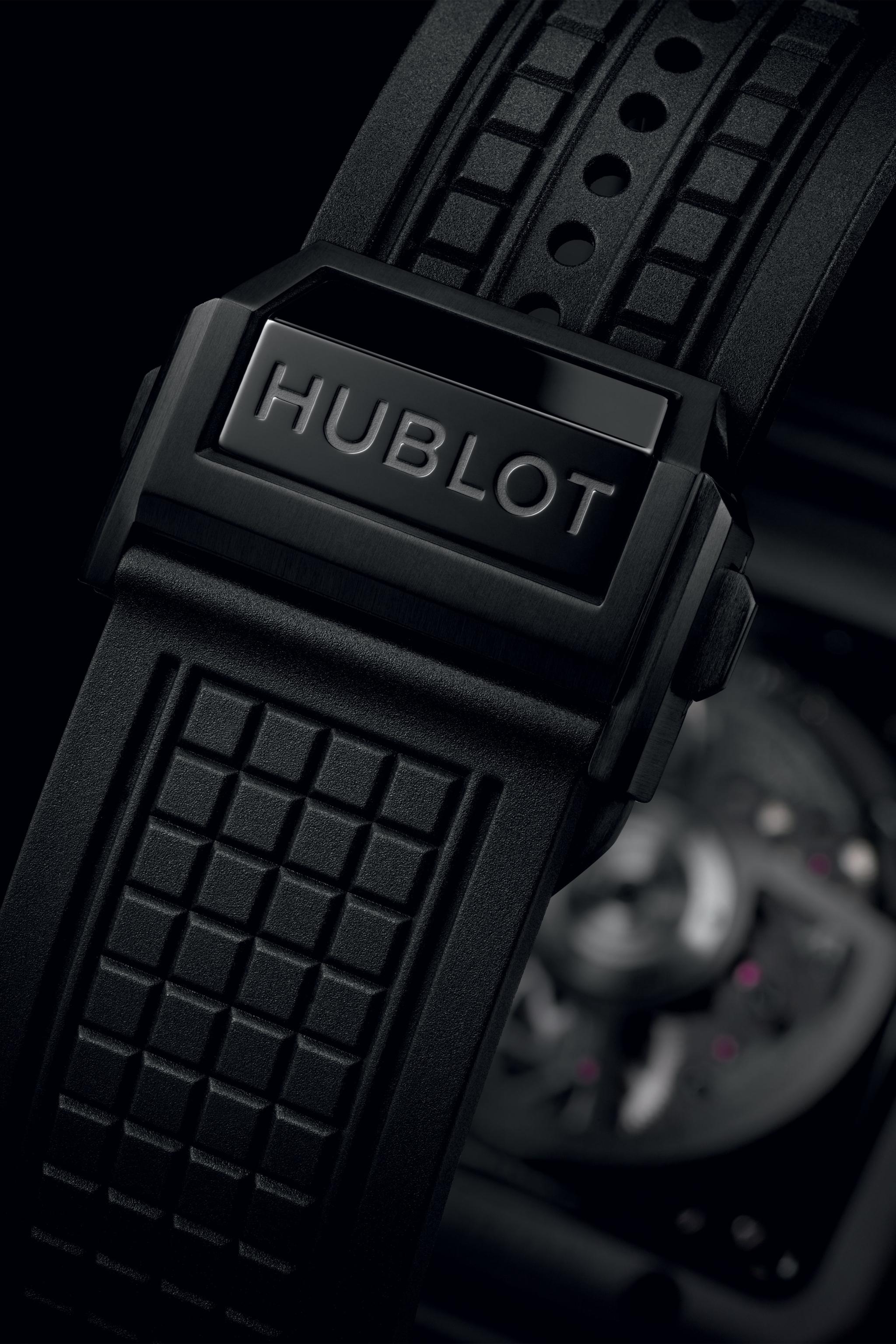Men's watch / unisex HUBLOT, Square Bang Unico Ceramic Magic Gold / 42mm, SKU: 821.CM.0130.RX | watchphilosophy.co.uk