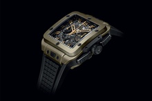 Men's watch / unisex HUBLOT, Square Bang Unico Magic Gold / 42mm, SKU: 821.MX.0130.RX | watchphilosophy.co.uk