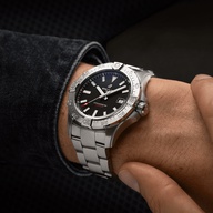 Men's watch / unisex BREITLING, Avenger Automatic / 42mm, SKU: A17328101B1A1 | watchphilosophy.co.uk