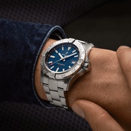 Men's watch / unisex BREITLING, Avenger Automatic / 42mm, SKU: A17328101C1A1 | watchphilosophy.co.uk