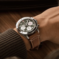 Men's watch / unisex BREITLING, Classic AVI Chronograph Curtiss Warhawk / 42mm, SKU: A233802A1L1X1 | watchphilosophy.co.uk