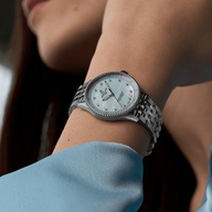 Ladies' watch BREITLING, Navitimer / 32mm, SKU: A77320171C1A1 | watchphilosophy.co.uk