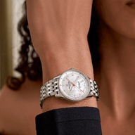 Ladies' watch BREITLING, Navitimer / 32mm, SKU: A77320E61A2A1 | watchphilosophy.co.uk