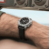 Men's watch / unisex BREITLING, Avenger B01 Chronograph / 44mm, SKU: AB0147101B1X1 | watchphilosophy.co.uk