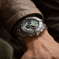 Men's watch / unisex BREITLING, Avenger B01 Chronograph / 44mm, SKU: AB0147101L1A1 | watchphilosophy.co.uk