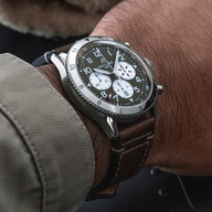 Men's watch / unisex BREITLING, Super AVI B04 Chronograph GMT Curtiss Warhawk / 46mm, SKU: AB04452A1L1X1 | watchphilosophy.co.uk