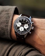 Men's watch / unisex  NORQAIN, Freedom 60 Chrono / 43mm, SKU: N2200S22C/B221/20BPR.18S | watchphilosophy.co.uk