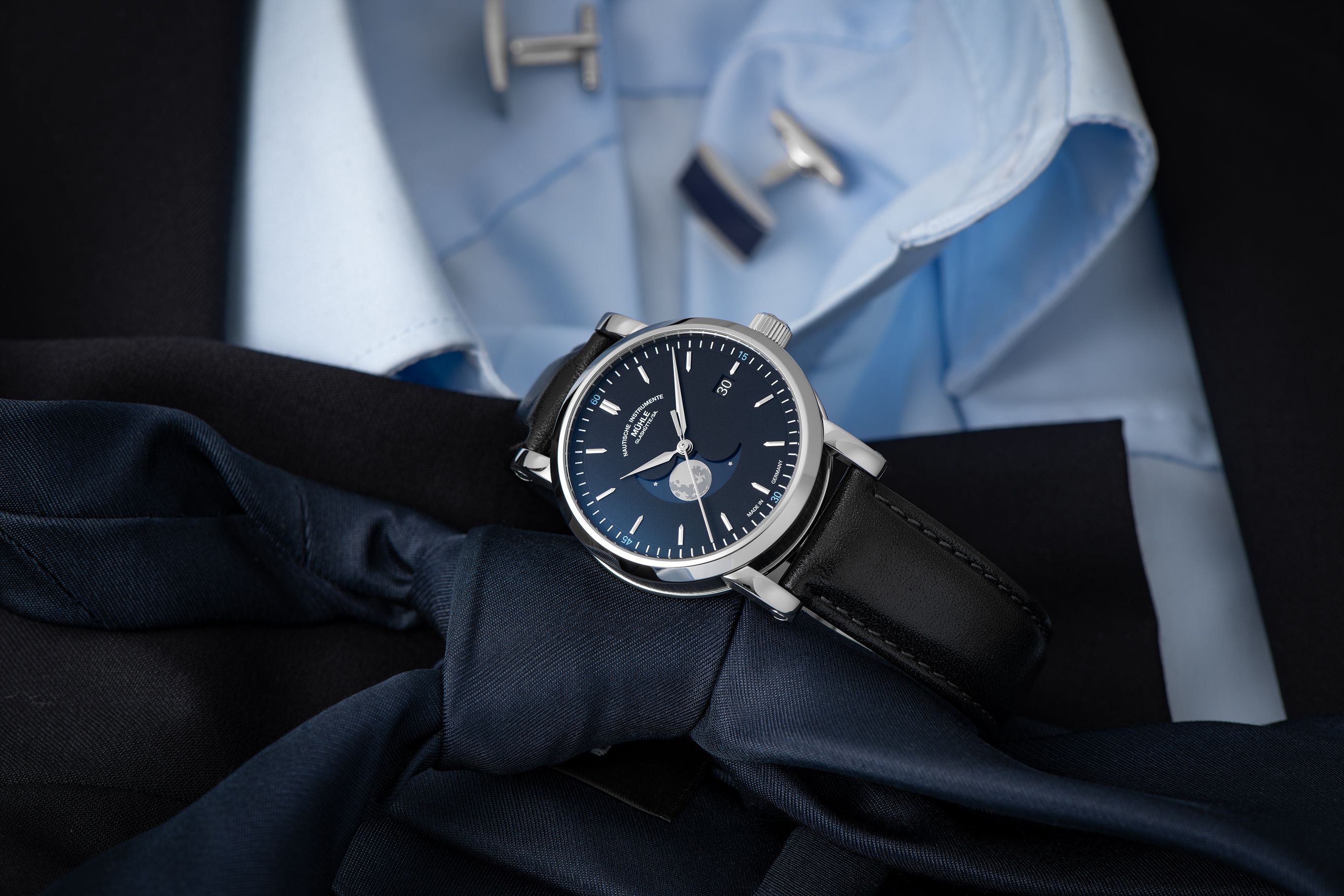 Men's watch / unisex MÜHLE-GLASHÜTTE, Teutonia IV BlueMoon / 39 mm, SKU: M1-44-62-LB | watchphilosophy.co.uk