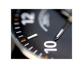 Men's watch / unisex MÜHLE-GLASHÜTTE, Lunova Day/Date / 42.3mm, SKU: M1-43-26-LB | watchphilosophy.co.uk