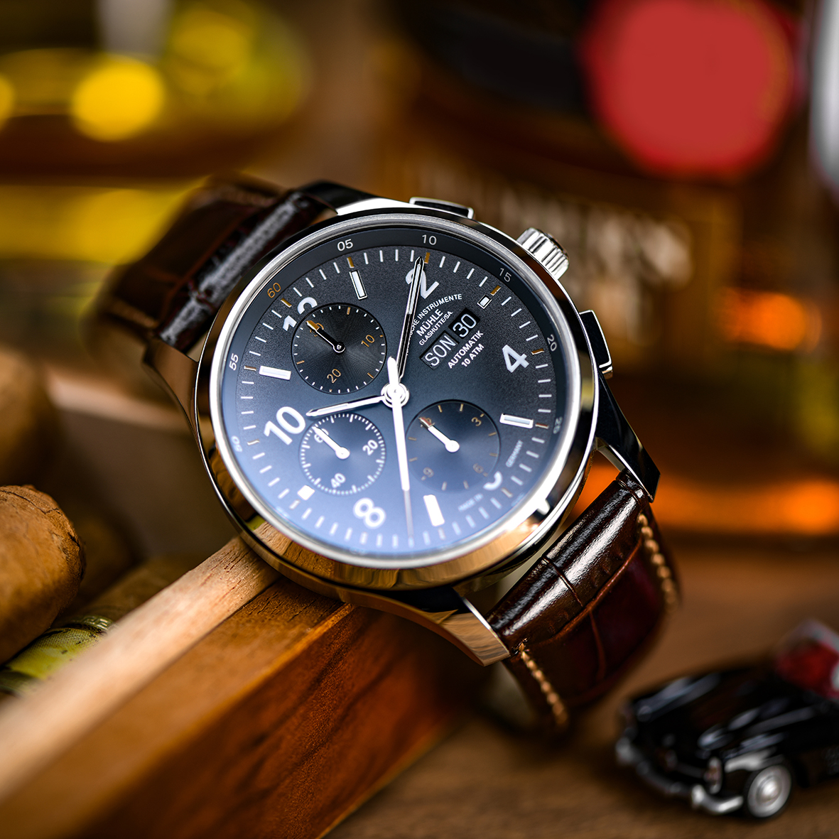 Men's watch / unisex MÜHLE-GLASHÜTTE, Lunova Chronograph / 42.3mm, SKU: M1-43-06-LB | watchphilosophy.co.uk