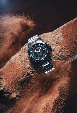 Men's watch / unisex  MÜHLE-GLASHÜTTE, Sportivo Travel GMT / 42.50mm, SKU: M1-52-13-MB | watchphilosophy.co.uk