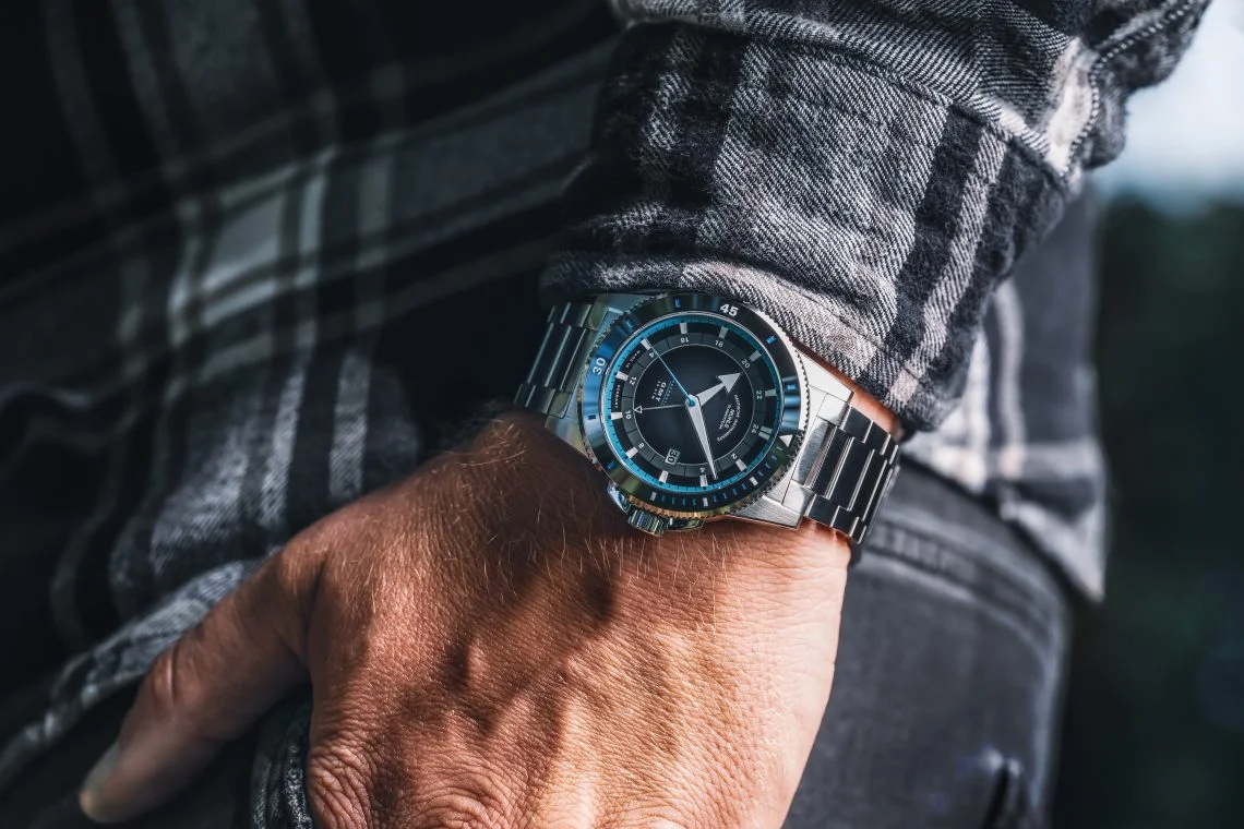 Men's watch / unisex  MÜHLE-GLASHÜTTE, Sportivo Travel GMT / 42.50mm, SKU: M1-52-13-MB | watchphilosophy.co.uk