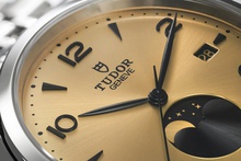 Men's watch / unisex  TUDOR, 1926 Luna / 39mm, SKU: M91560-0001 | watchphilosophy.co.uk