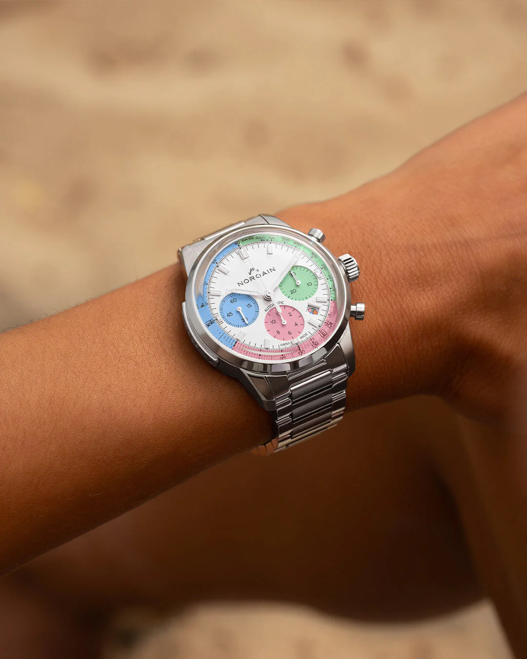 Men's watch / unisex  NORQAIN, Freedom 60 Chrono Enjoy Life Special Edition / 40mm, SKU: N2201.19S01.C01.S01 | watchphilosophy.co.uk