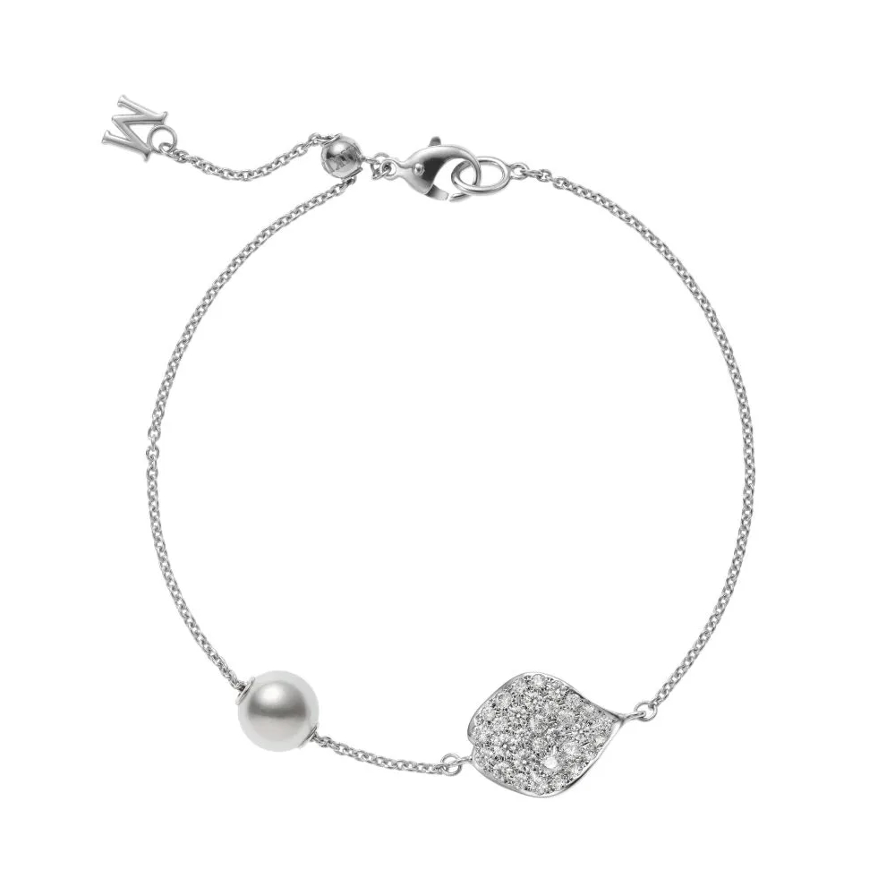 Women Jewellery MIKIMOTO, Les Petales Place Vendome, SKU: PD264DW | watchphilosophy.co.uk