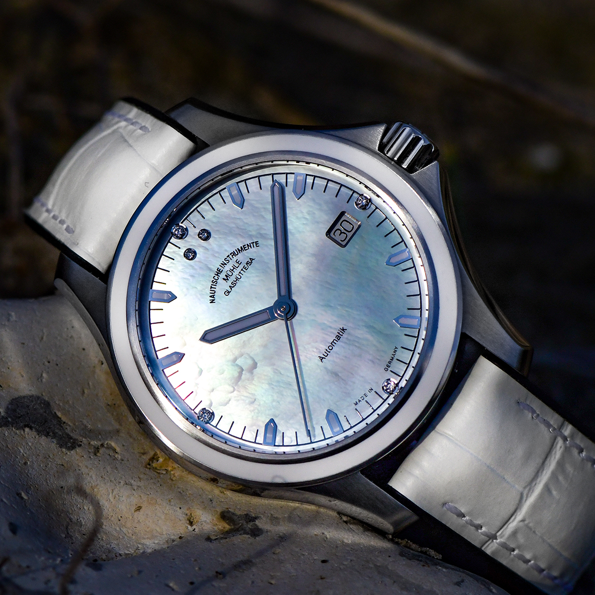 Ladies' watch MÜHLE-GLASHÜTTE, ProMare Lady / 39mm, SKU: M1-42-25-NB | watchphilosophy.co.uk