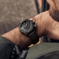 Men's watch / unisex BREITLING, Avenger B01 Chronograph Night Mission / 44mm, SKU: SB0147101B1X1 | watchphilosophy.co.uk