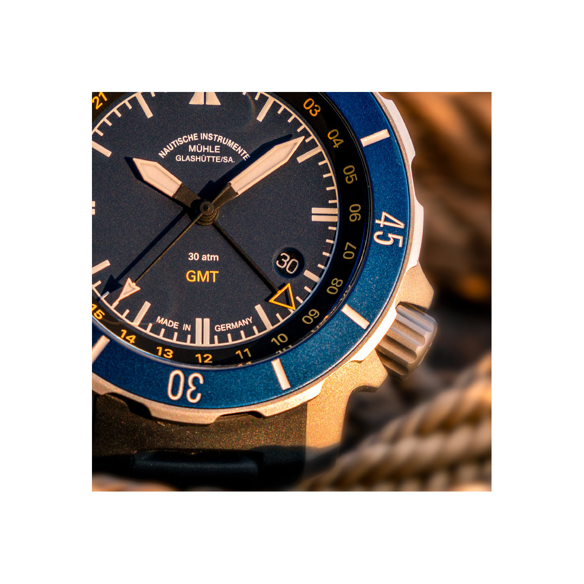 Men's watch / unisex MÜHLE-GLASHÜTTE, S.A.R. Seebataillon GMT / 45mm, SKU: M1-28-62-KB | watchphilosophy.co.uk