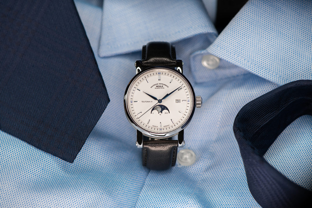 Men's watch / unisex MÜHLE-GLASHÜTTE, Teutonia IV Moonphase / 41 mm, SKU: M1-44-05-LB | watchphilosophy.co.uk