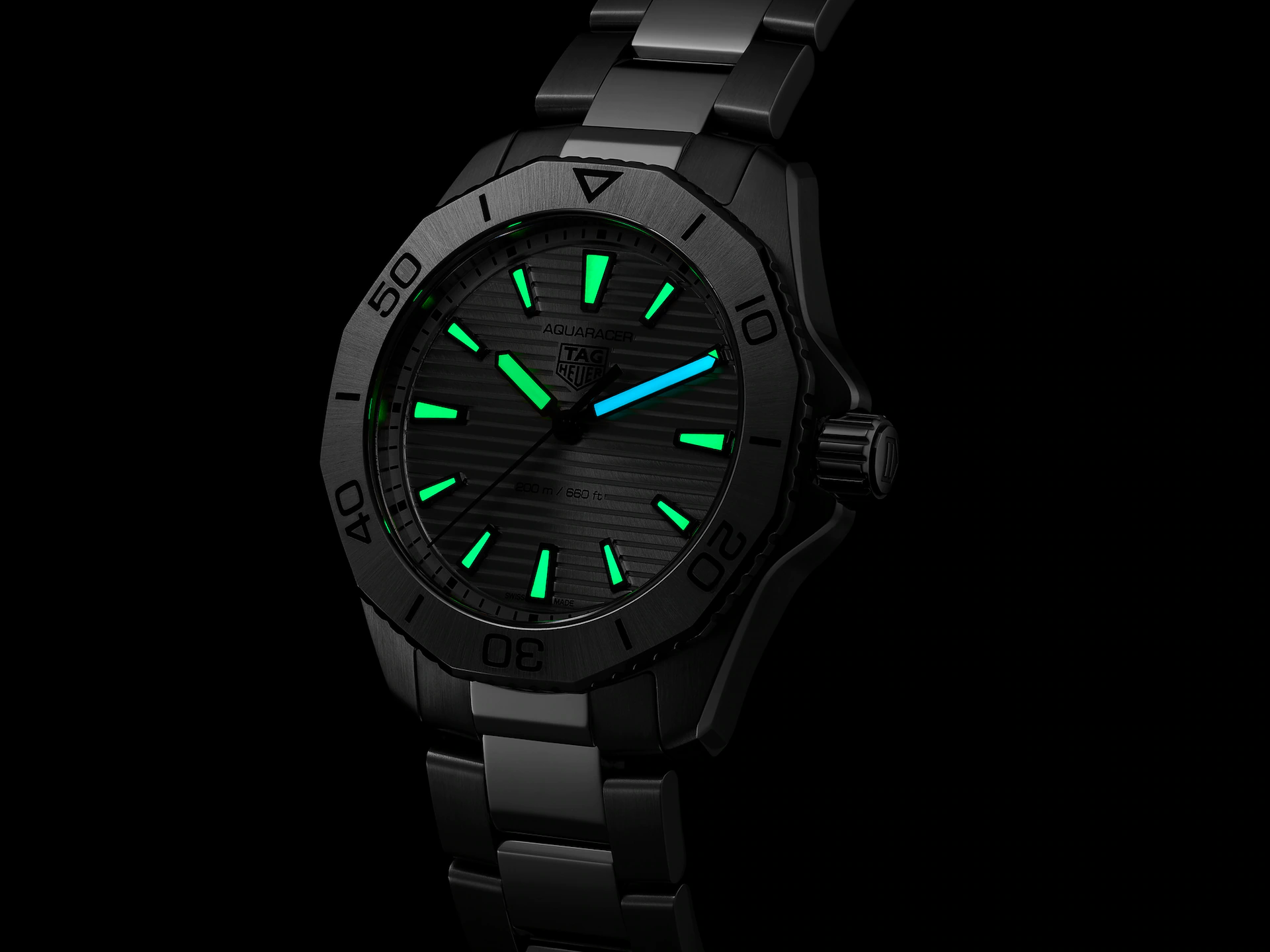 Men's watch / unisex TAG HEUER, Aquaracer Professional 200 Quartz / 40mm, SKU: WBP1111.BA0627 | watchphilosophy.co.uk