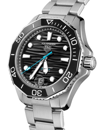 Men's watch / unisex TAG HEUER, Aquaracer Professional 300 Date / 42mm, SKU: WBP5110.BA0013 | watchphilosophy.co.uk