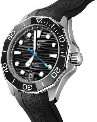 Men's watch / unisex TAG HEUER, Aquaracer Professional 300 Date / 42mm, SKU: WBP5110.FT6257 | watchphilosophy.co.uk