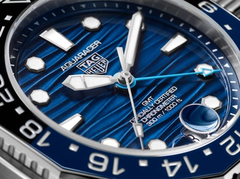 Men's watch / unisex TAG HEUER, Aquaracer Professional 300 GMT / 42mm, SKU: WBP5114.FT6259 | watchphilosophy.co.uk