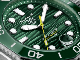 Men's watch / unisex TAG HEUER, Aquaracer Professional 300 Date / 42mm, SKU: WBP5116.BA0013 | watchphilosophy.co.uk