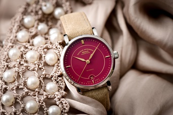 Ladies' watch MÜHLE-GLASHÜTTE, Teutonia IV Lady / 33.5 mm, SKU: M1-44-59-LB-VII | watchphilosophy.co.uk