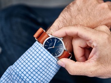 Men's watch / unisex MÜHLE-GLASHÜTTE, Panova Blue / 40 mm, SKU: M1-40-72-LB-I | watchphilosophy.co.uk